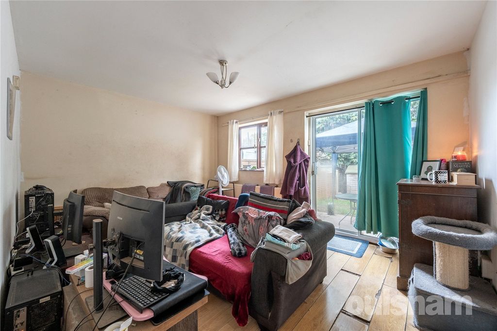 Property photo 2 of 10 Picture No. 04