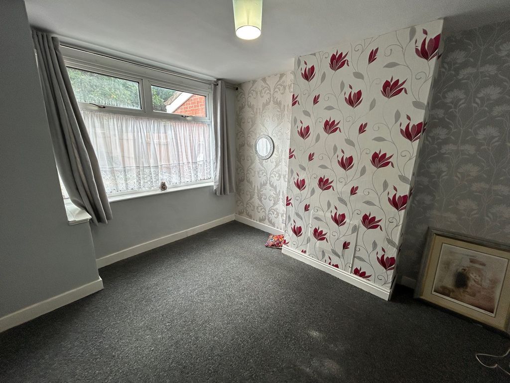 Property photo 2 of 10 Image