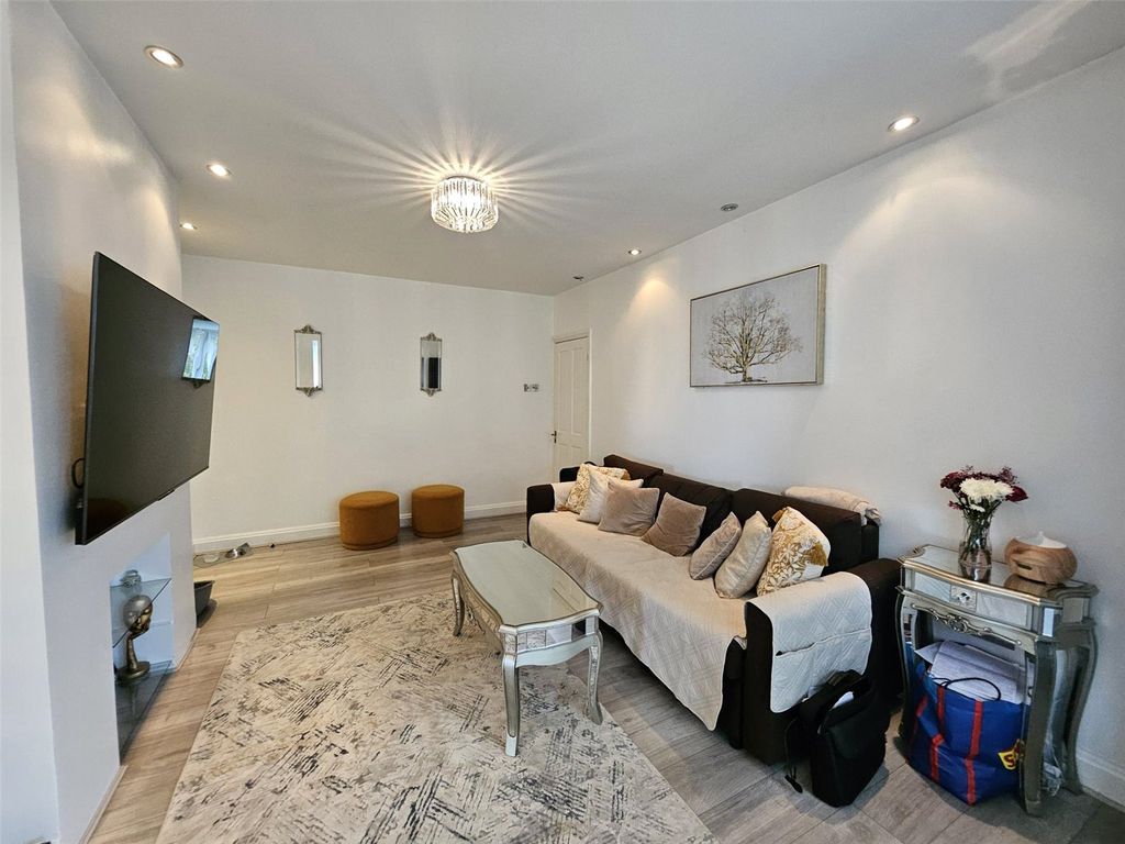 Property photo 3 of 11 Lounge Shot Two