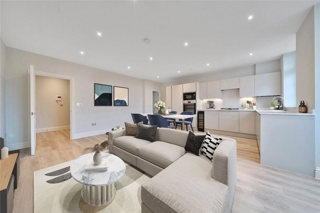 Property photo 3 of 10 Picture No. 06