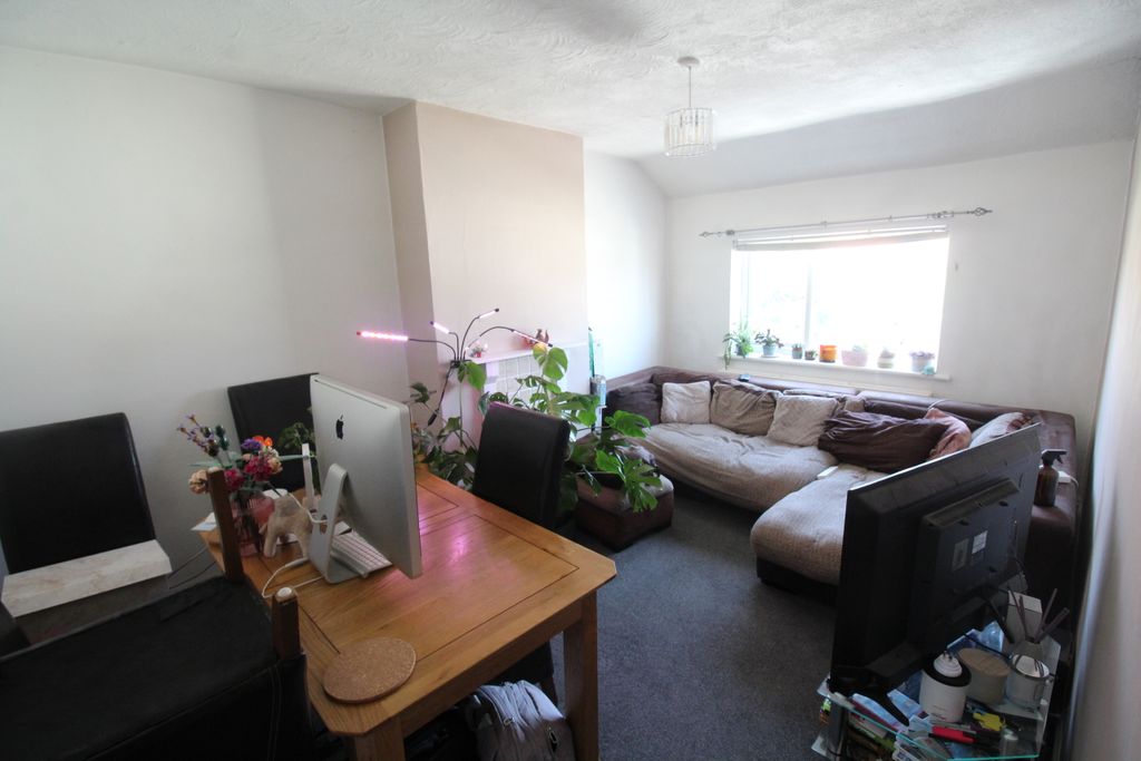 Property photo 3 of 6 Img_9877.Jpg
