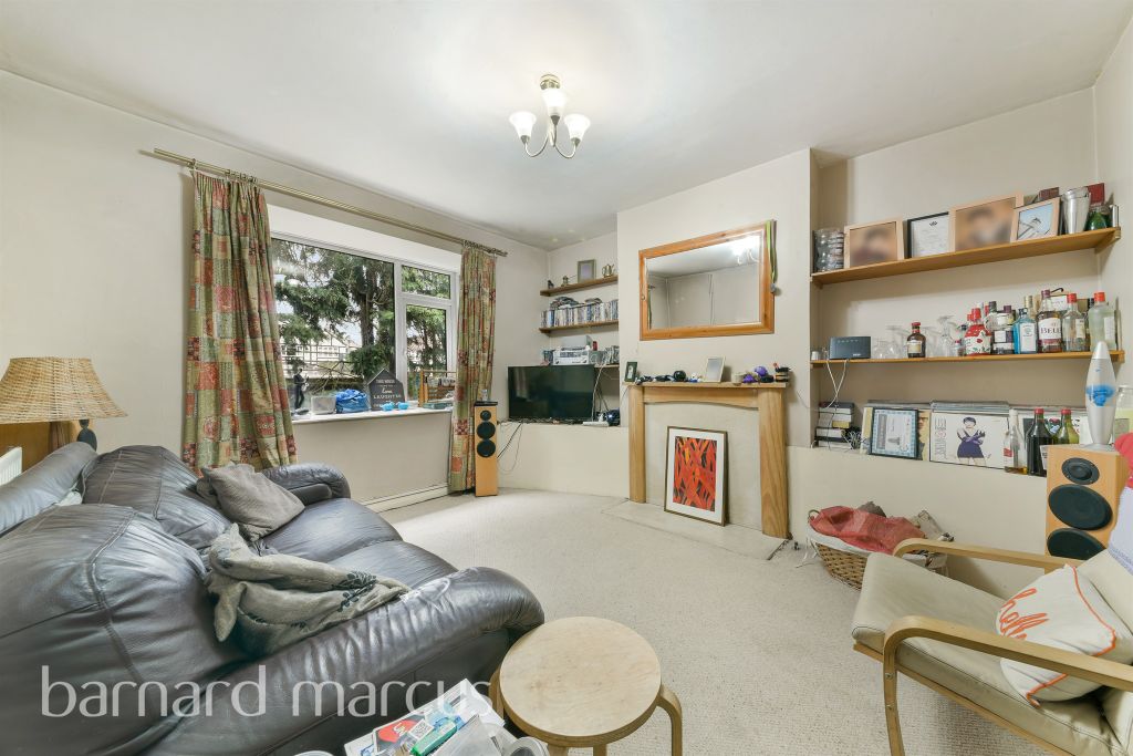 Property photo 3 of 8