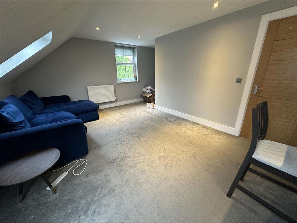 Property photo 3 of 10 Img_2251.Jpg