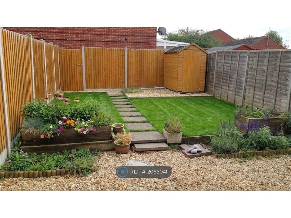 Property photo 2 of 8
