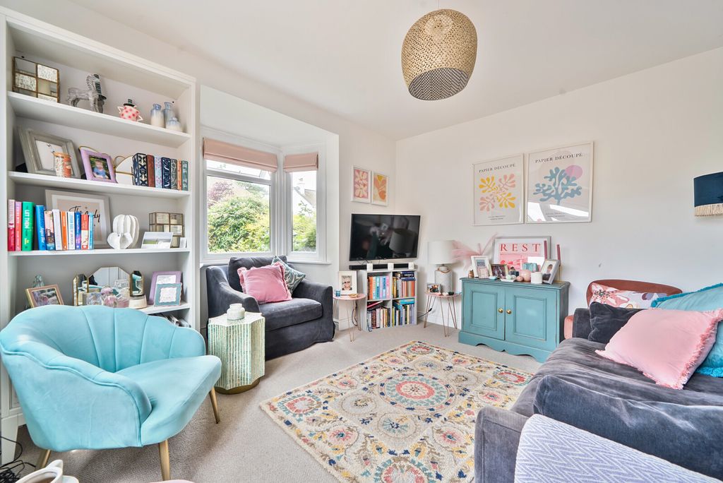 Property photo 3 of 22 1311579-19-68653E...