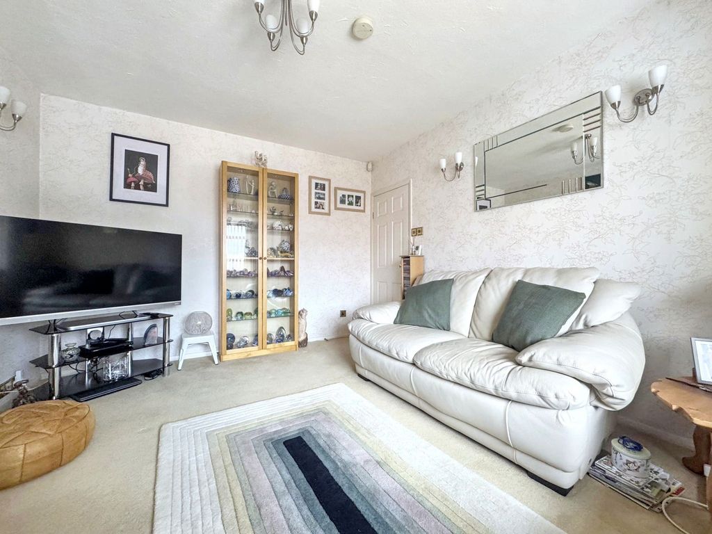 Property photo 3 of 21