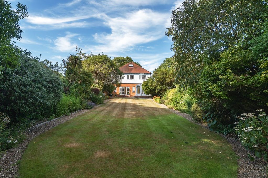 Property photo 2 of 20 Picture No. 04