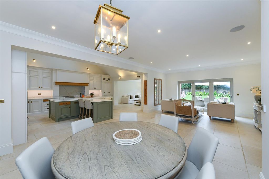 Property photo 2 of 42 Thegables-34.Jpg
