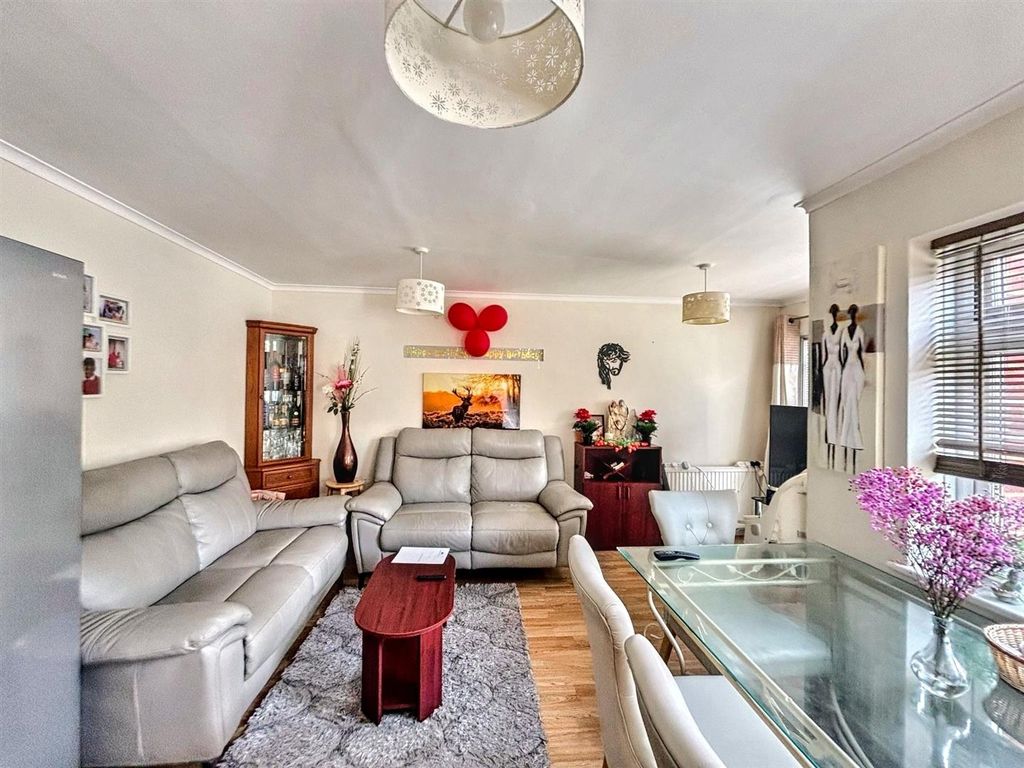 Property photo 2 of 14 4.Jpg