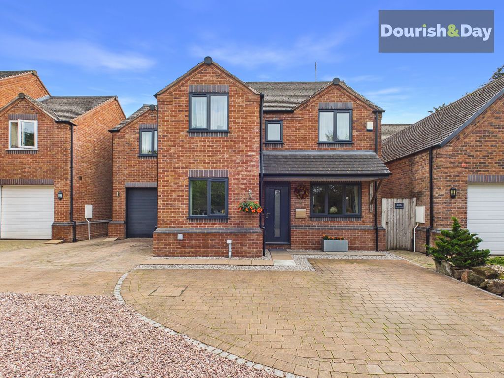Property photo 1 of 44