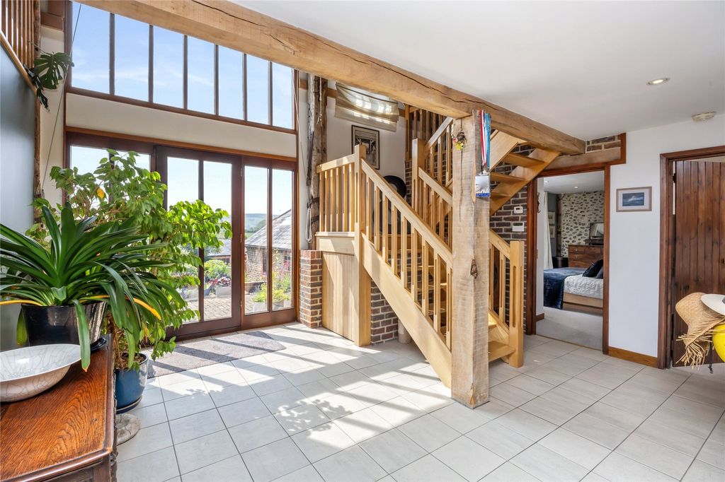 Property photo 3 of 29 Picture No. 07