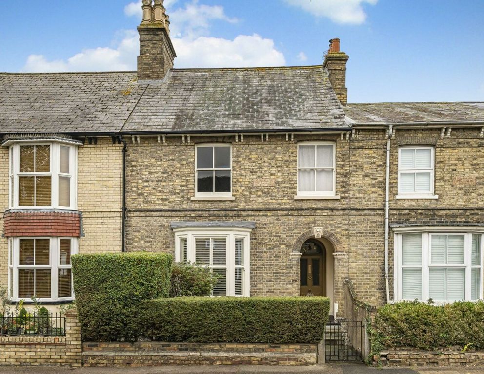 Property photo 1 of 34