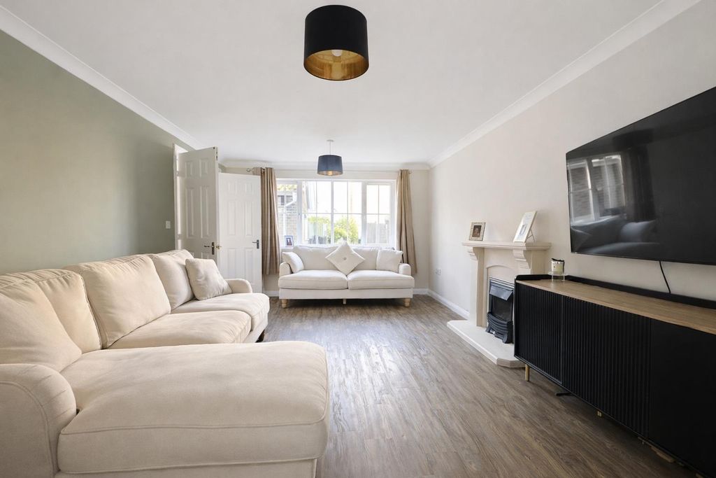 Property photo 3 of 21 Sitting Room 1.Png