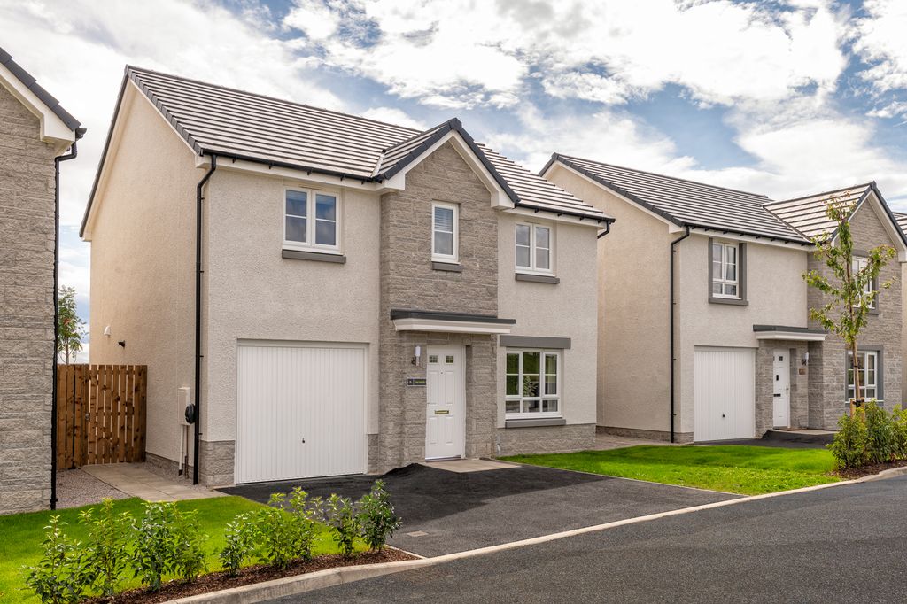 Property photo 1 of 10 Fenton Housetype