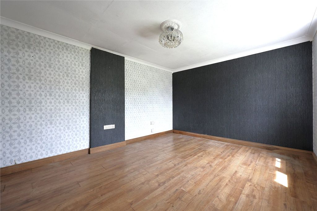 Property photo 2 of 22 Picture No. 02