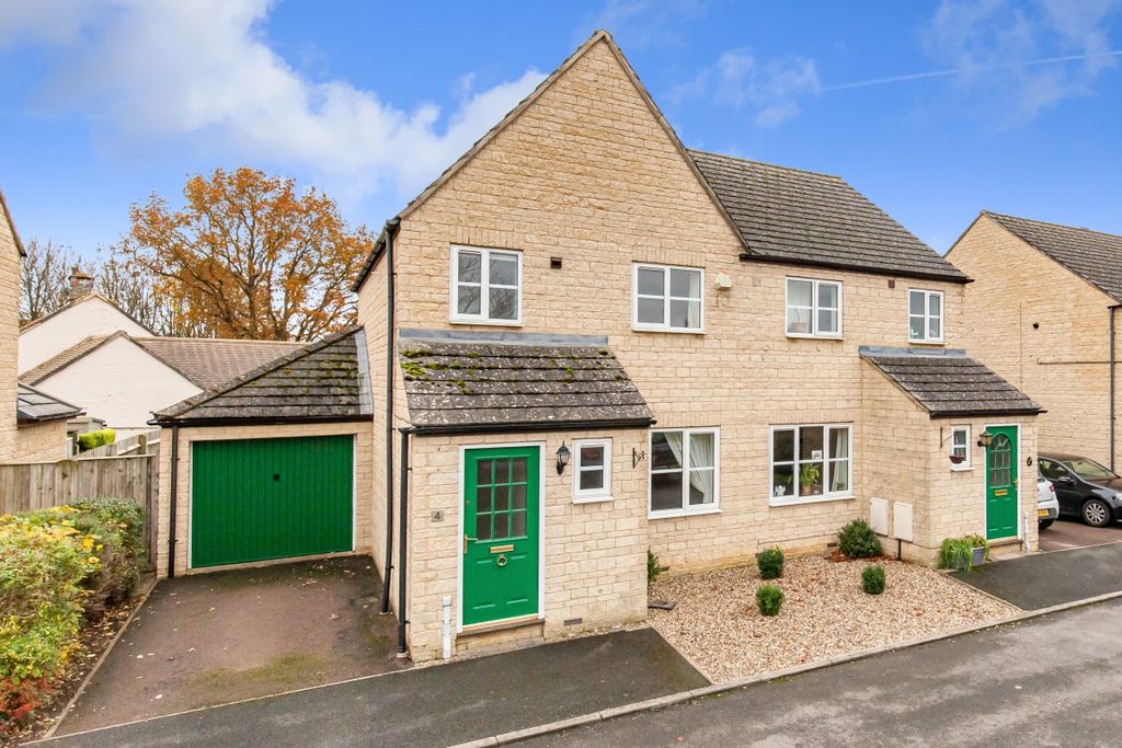 Property photo 1 of 8 148482