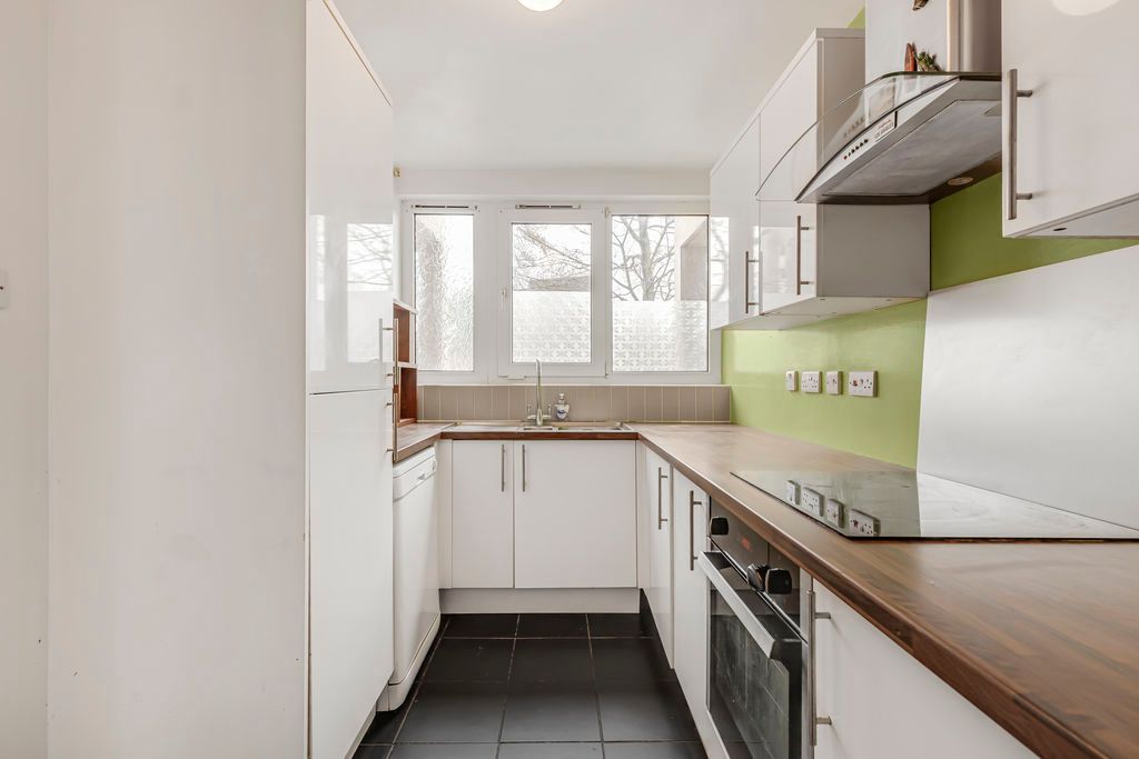 Property photo 3 of 25 Photo 10