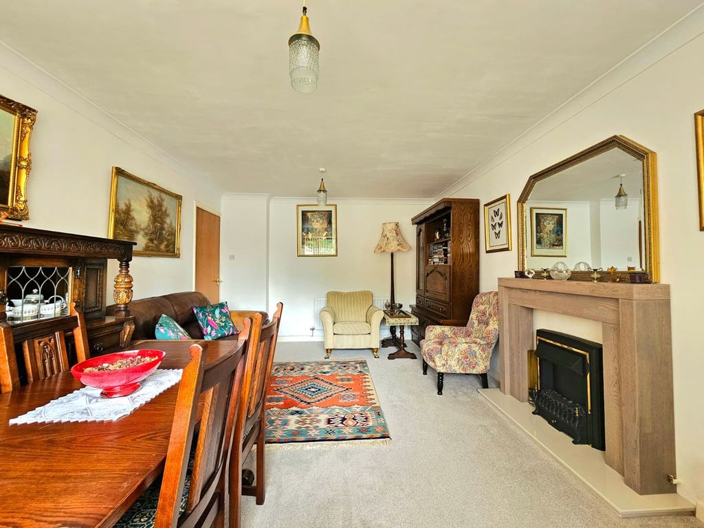 Property photo 3 of 16