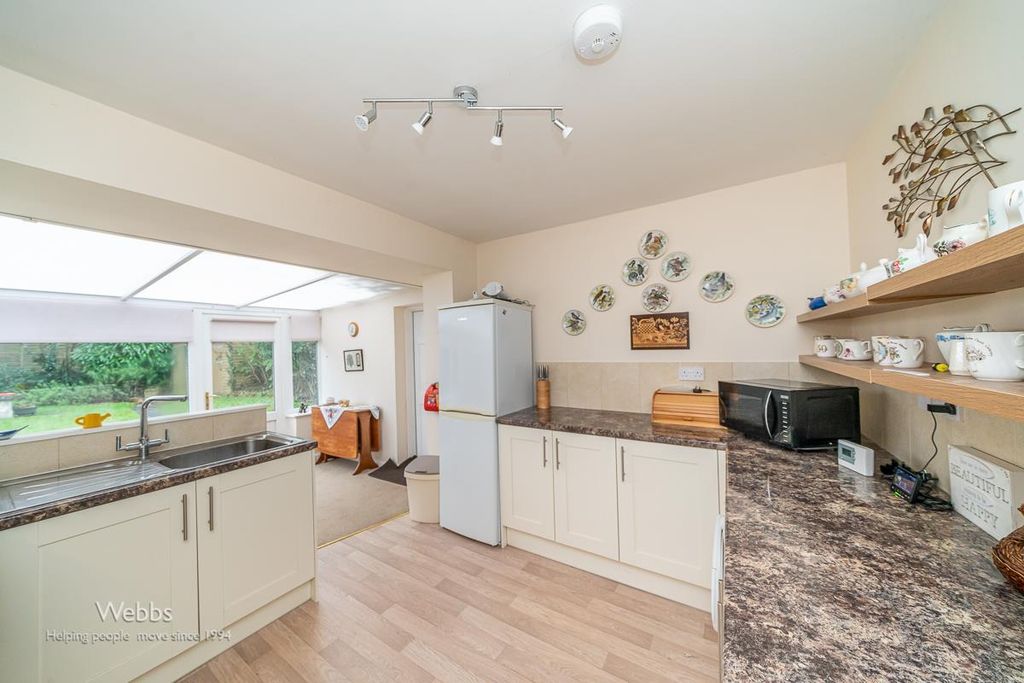 Property photo 3 of 27 Â© Webbs Estate Agents Â© (85 Of 125).Jpg
