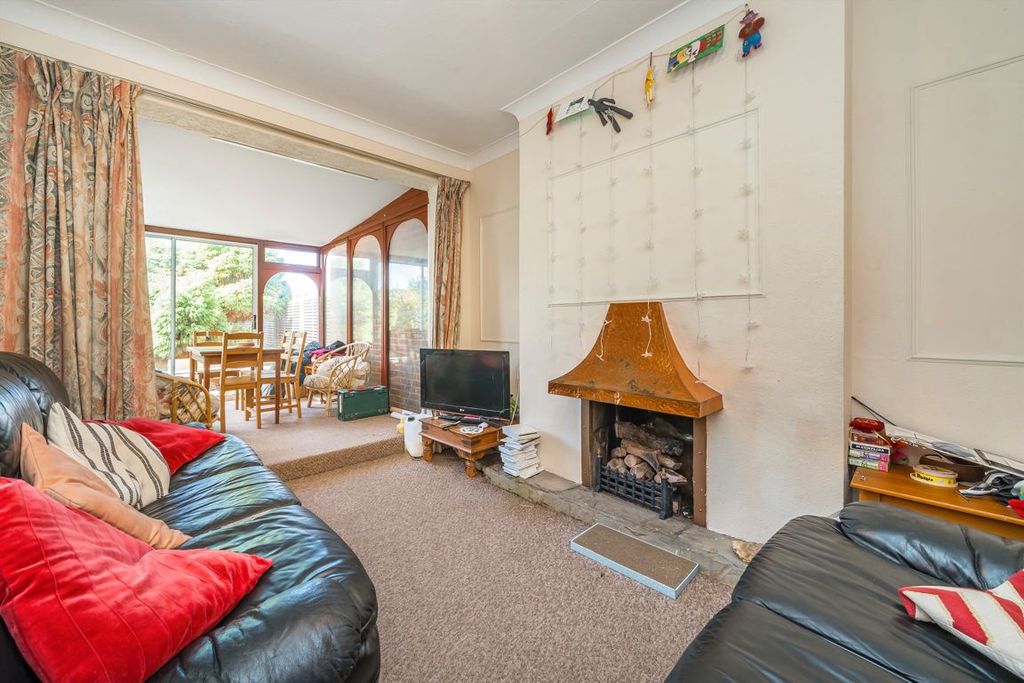Property photo 1 of 5