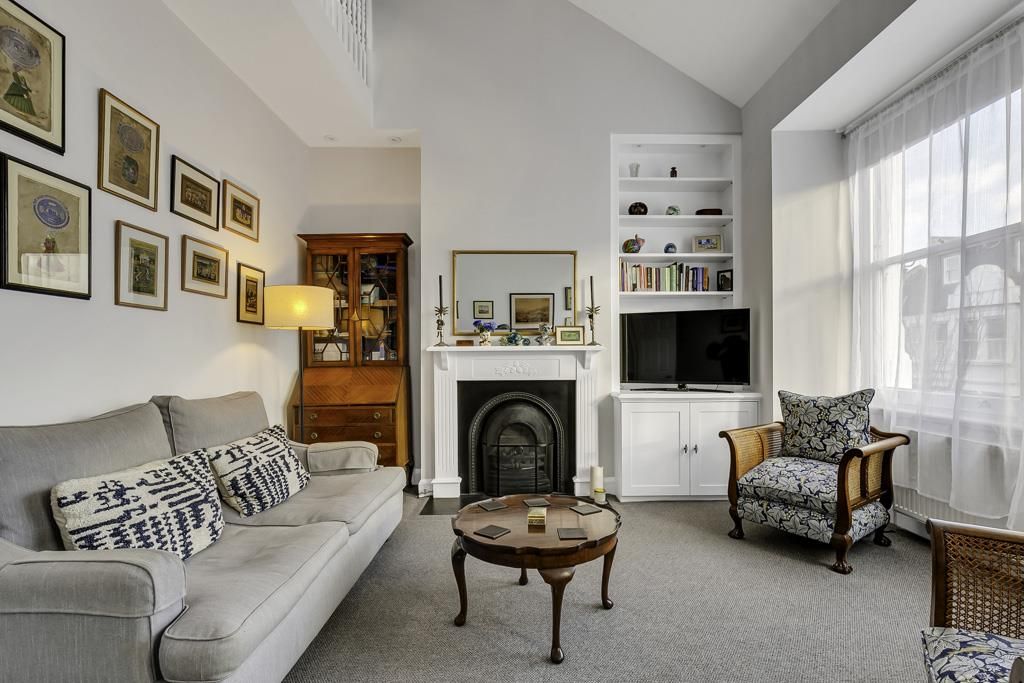 Property photo 2 of 23