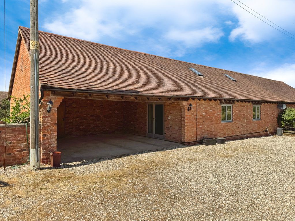 Property photo 3 of 23