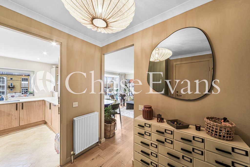 Property photo 3 of 15 Hallway