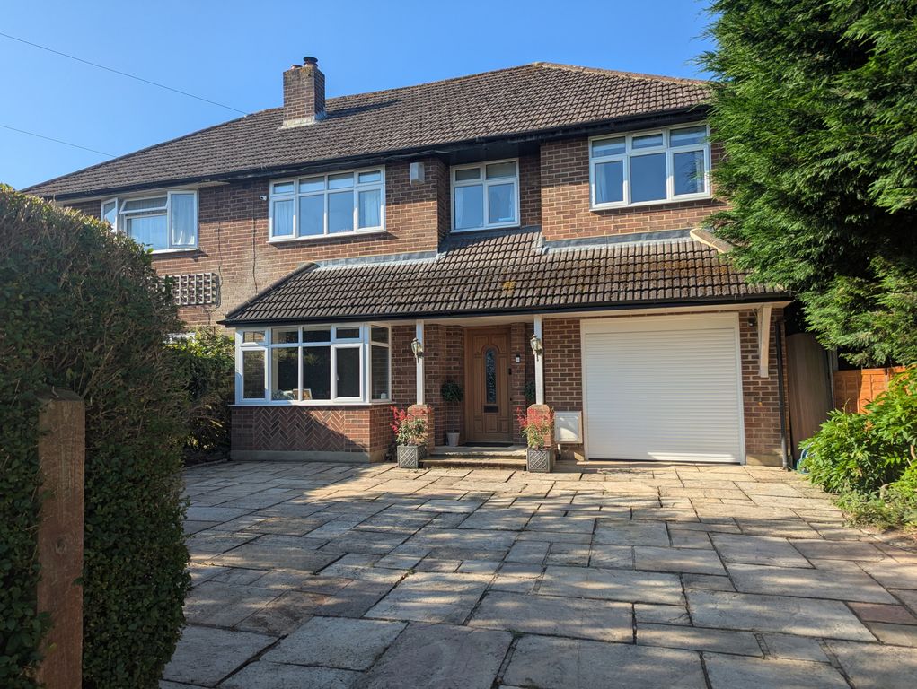 Property photo 1 of 12