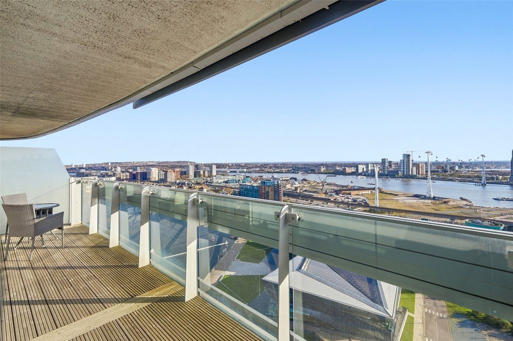 Property photo 3 of 10 Picture No. 18