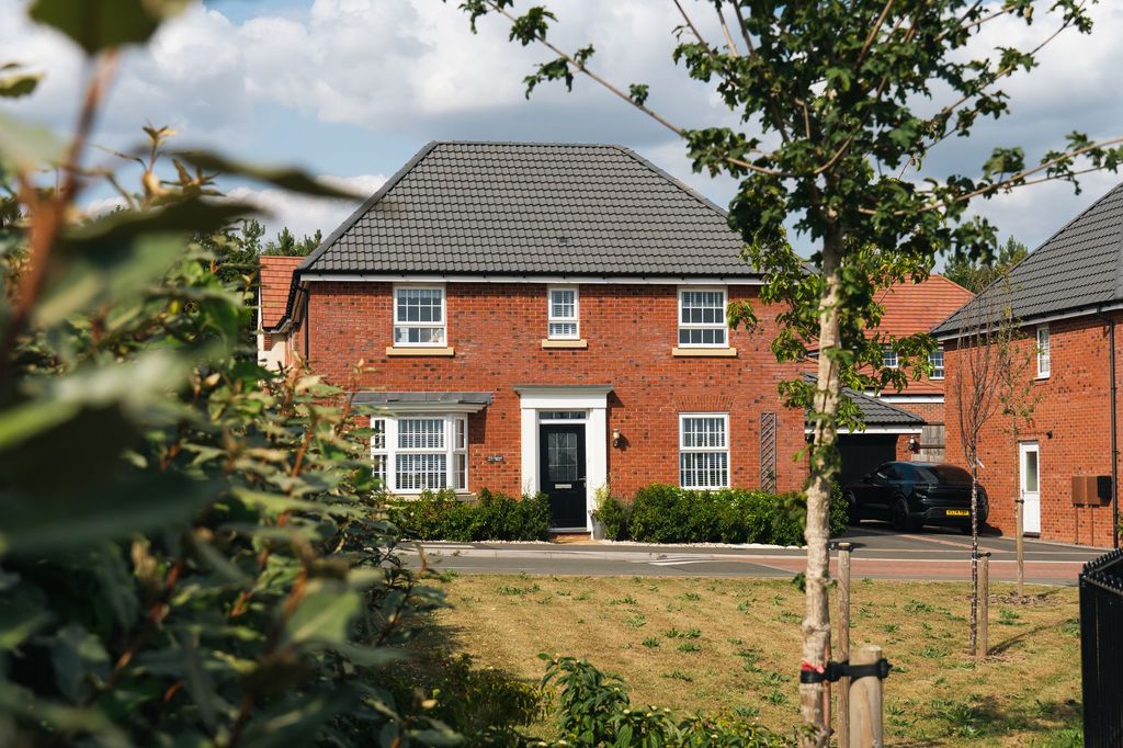 Property photo 1 of 38