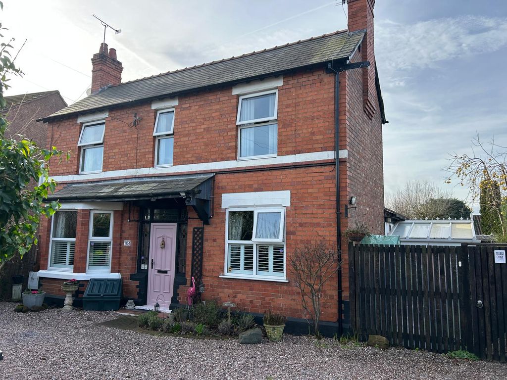 Property photo 1 of 39