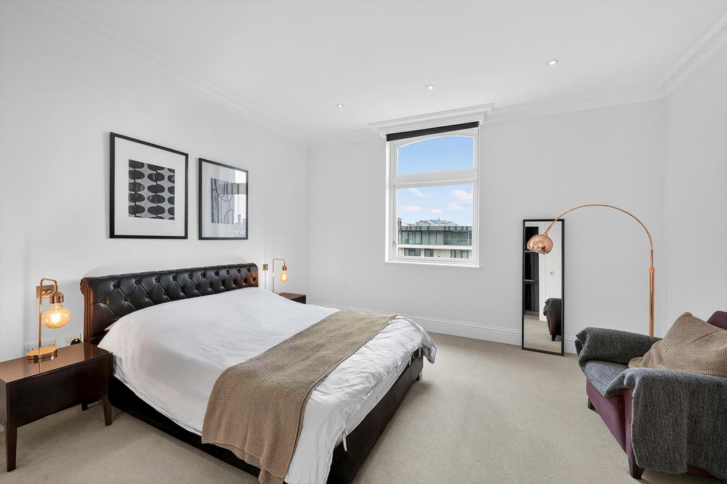 Property photo 3 of 15 Image