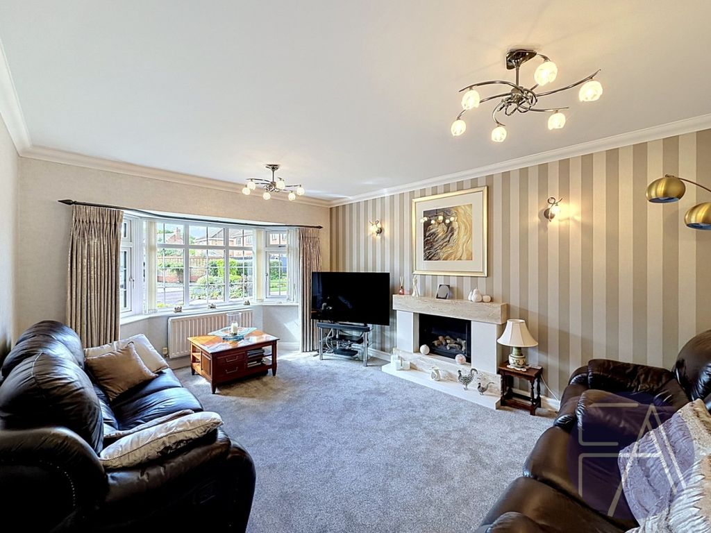 Property photo 2 of 27 5174301