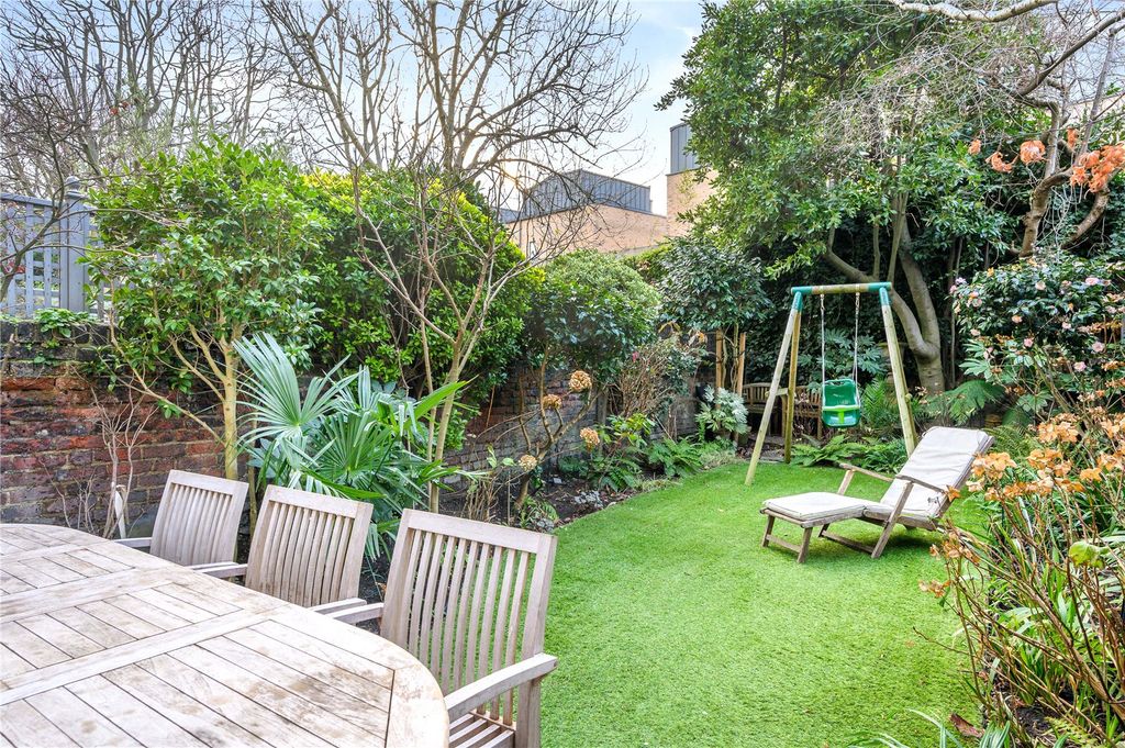 Property photo 3 of 14 Rear Garden