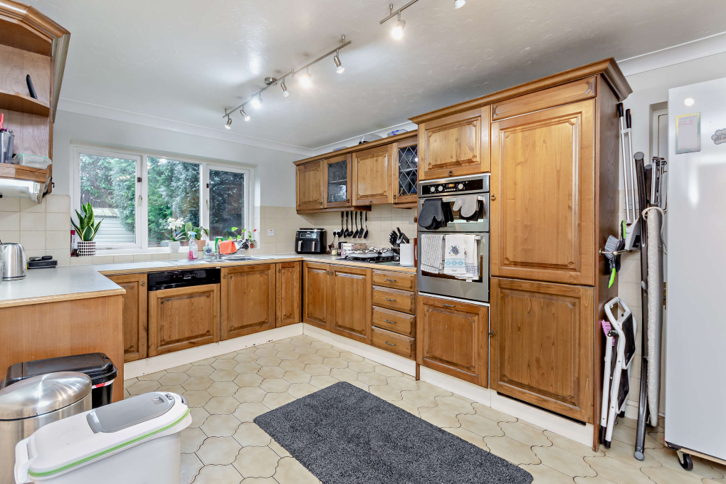 Property photo 3 of 15