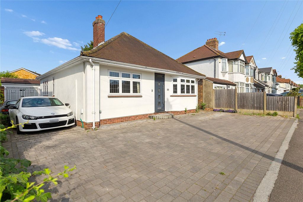 Property photo 1 of 14 Front