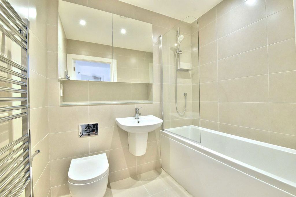 Property photo 3 of 3