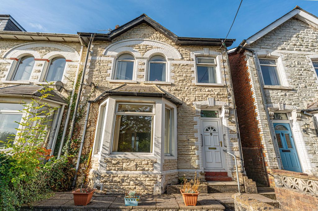 Property photo 1 of 36