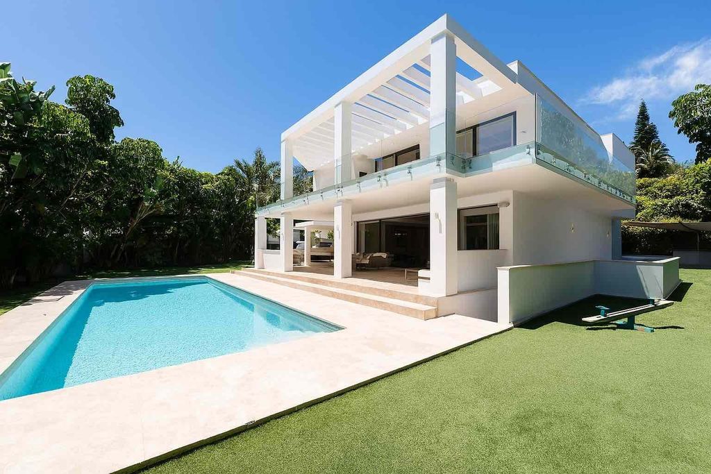 Property photo 1 of 61