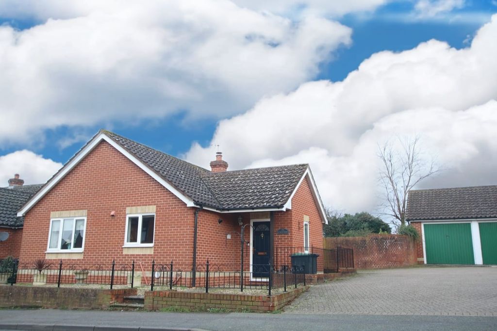 Property photo 1 of 13