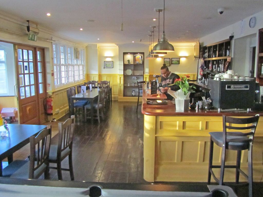 Property photo 2 of 9 Nutley Arms, Nutley