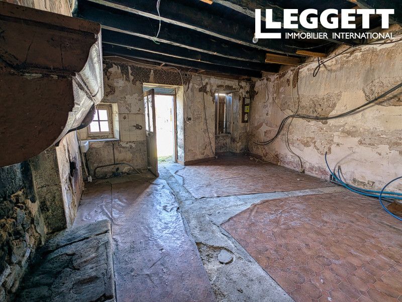 Property photo 3 of 10