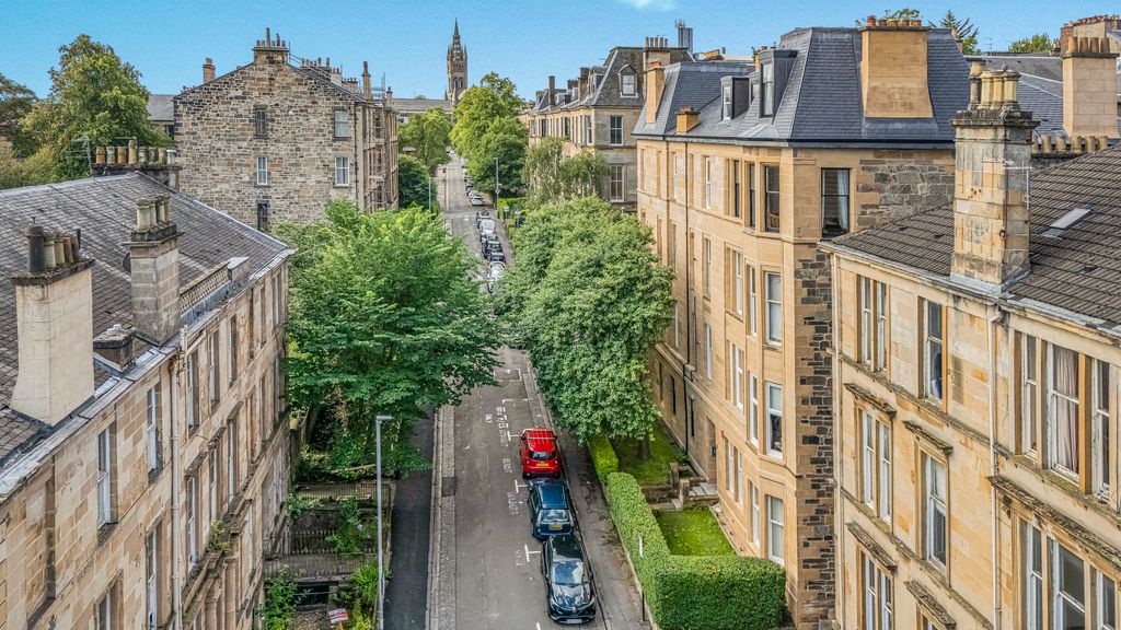 Property photo 1 of 22 2-Print-4 Southpark Avenue Flat 3.3_30