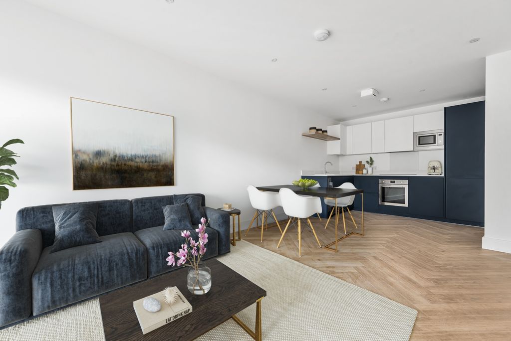 Property photo 1 of 6 796215 (8)