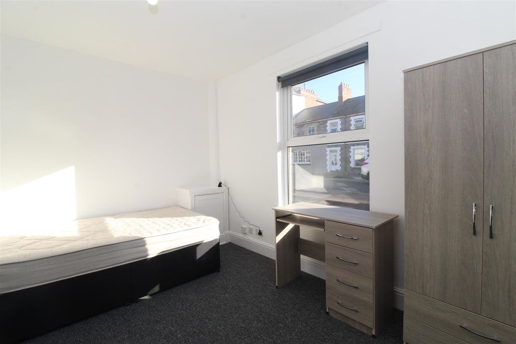 Property photo 2 of 8 Img_0829.Jpg