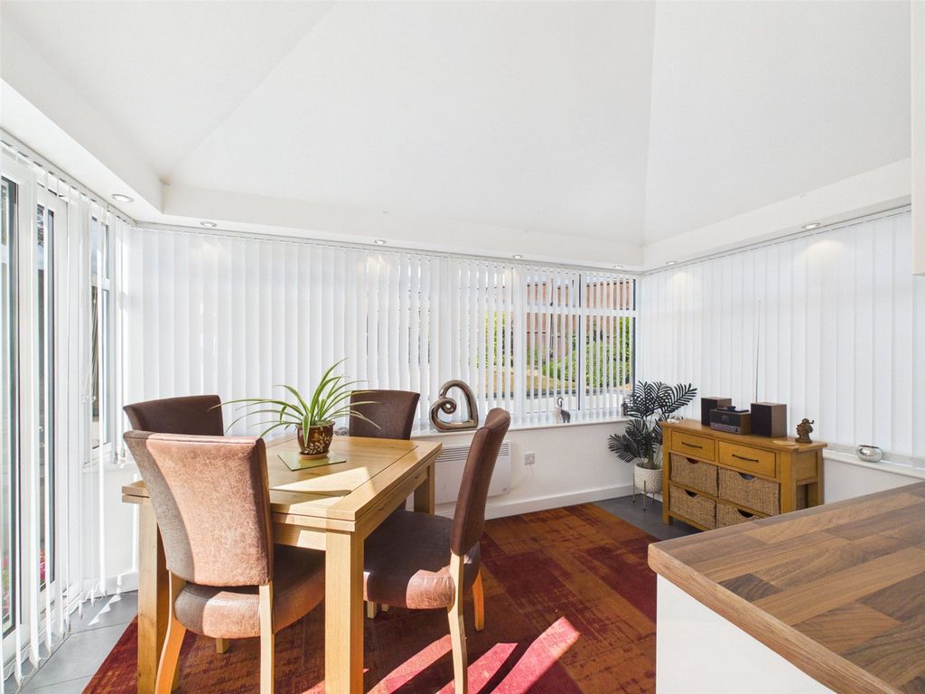 Property photo 3 of 19 Picture No. 09