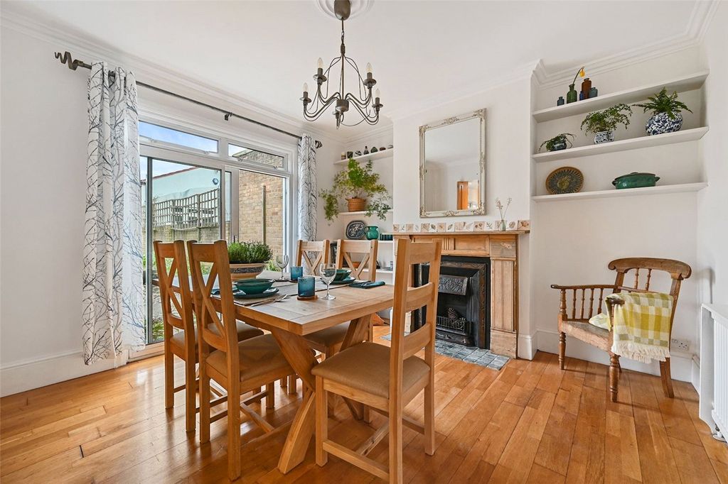 Property photo 2 of 13 Picture No. 04