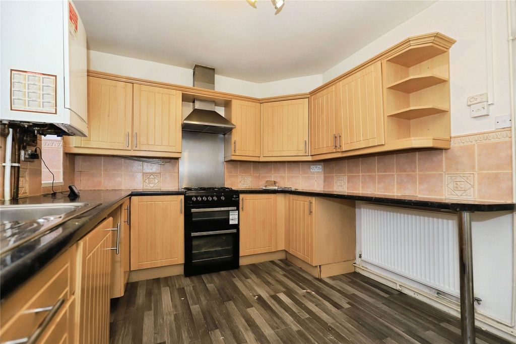 Property photo 2 of 13 Kitchen