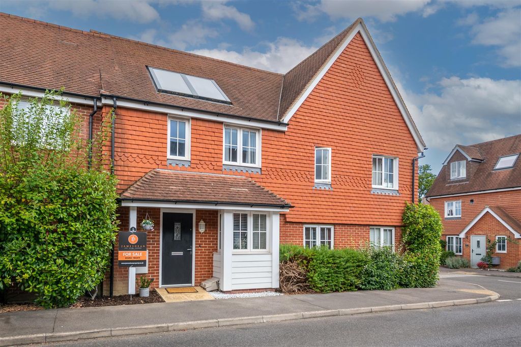 Property photo 1 of 13 5 Whittaker Drive Externals-10.Jpg