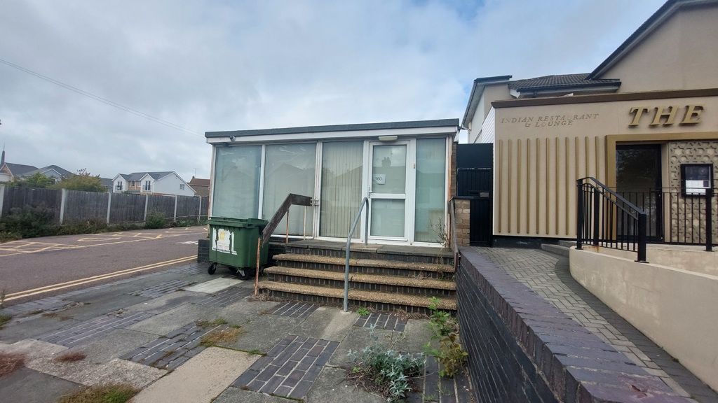 Property photo 3 of 7 Photo 10